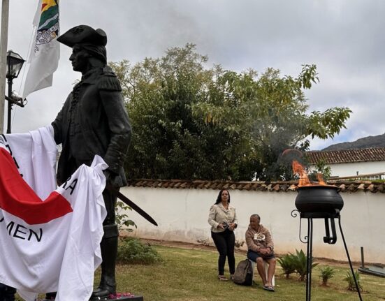 Tiradentes integra a Semana