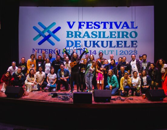 Tiradentes recebe o VI